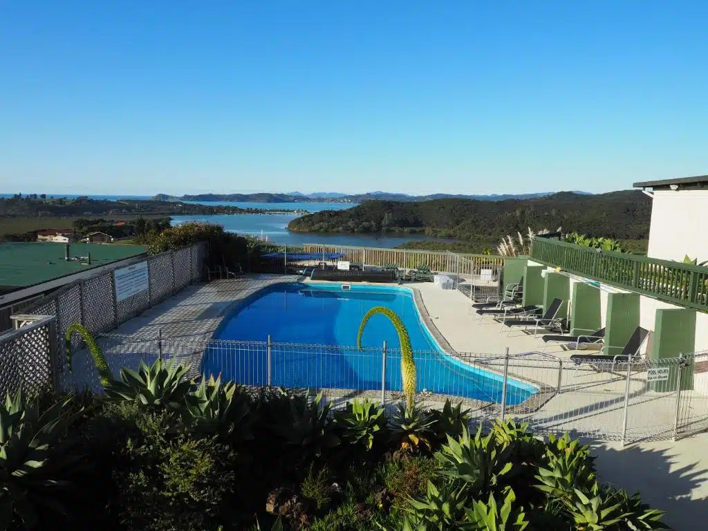 Cook’s Lookout Motel